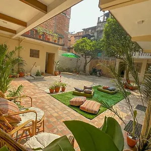  Apartment The Melo Pomelo Courtyard.